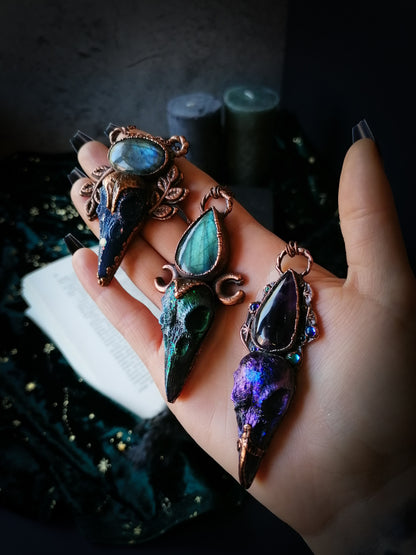 Bluebell - Coven of ravens - Pendentif en cuivre et labradorite